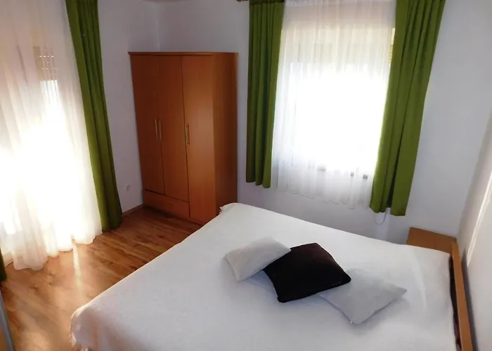 Andrijana Apartamento